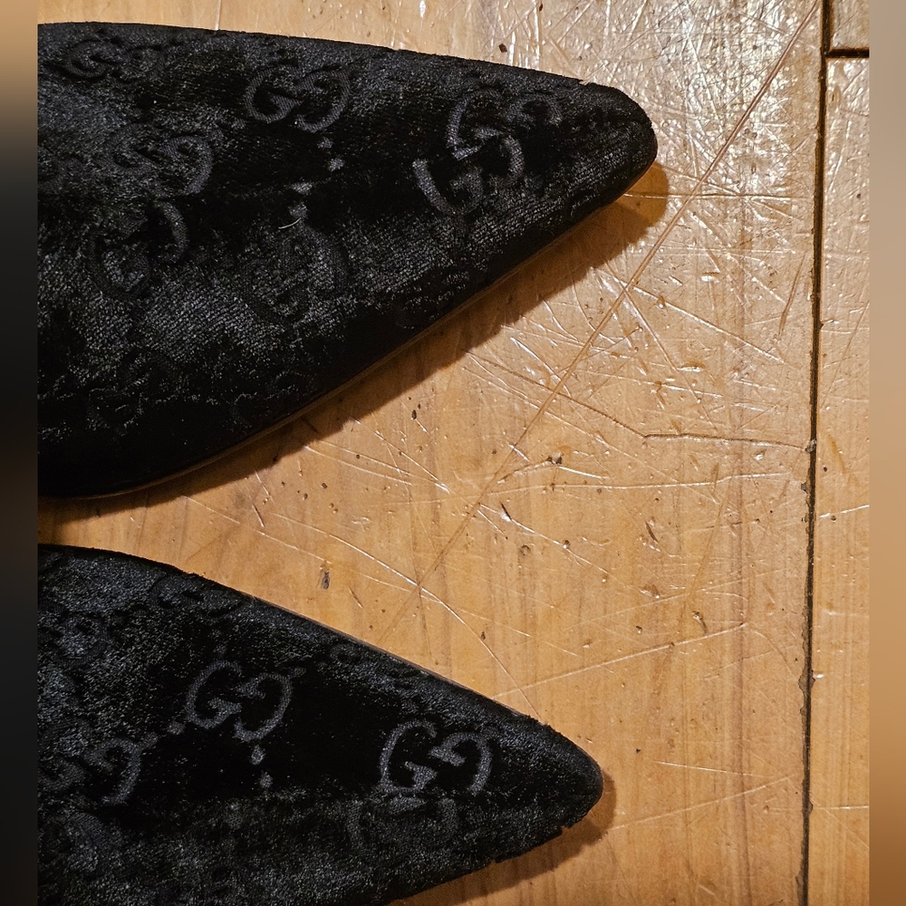 Gucci Black Velvet Monogram Heeled Boots - Picture 6 of 16